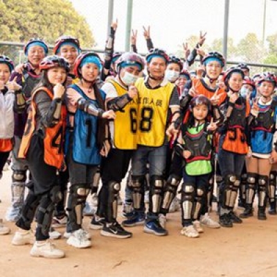 纳宏光电九周年团建拓展暨空巴活动